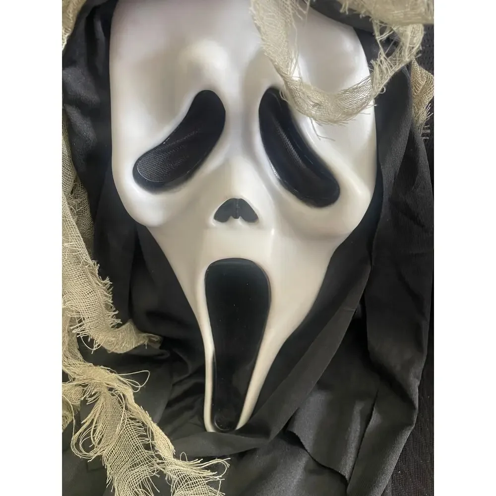 SCREAM GHOST FACE CRYPT CREATURE GAUZE MASK HALLOWEEN COSTUME PRE OWNED
